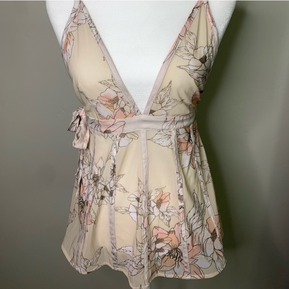 NWT somedays Lovin top size small